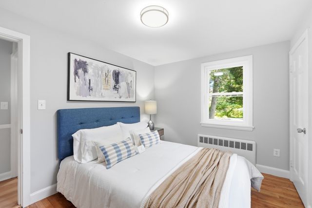 28 Mulberry Ln, Ashland, MA 01721