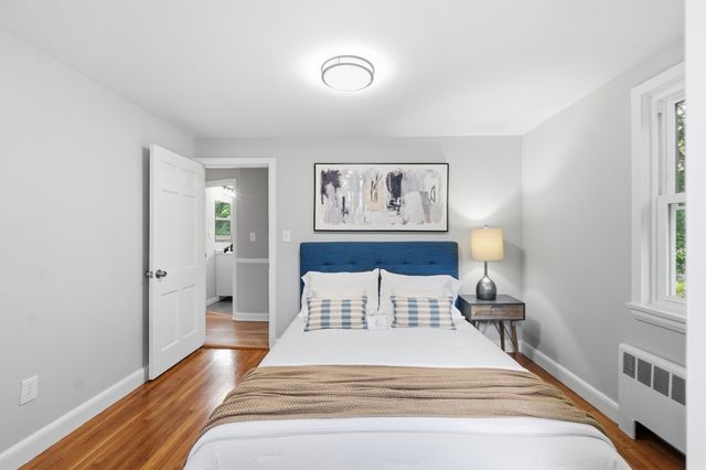 28 Mulberry Ln, Ashland, MA 01721