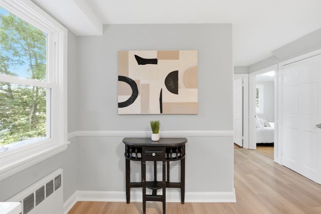 28 Mulberry Ln, Ashland, MA 01721