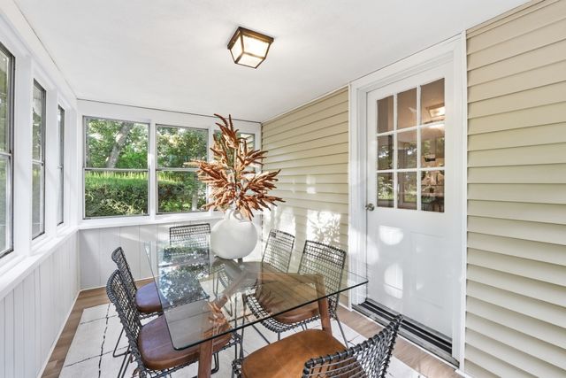 28 Mulberry Ln, Ashland, MA 01721