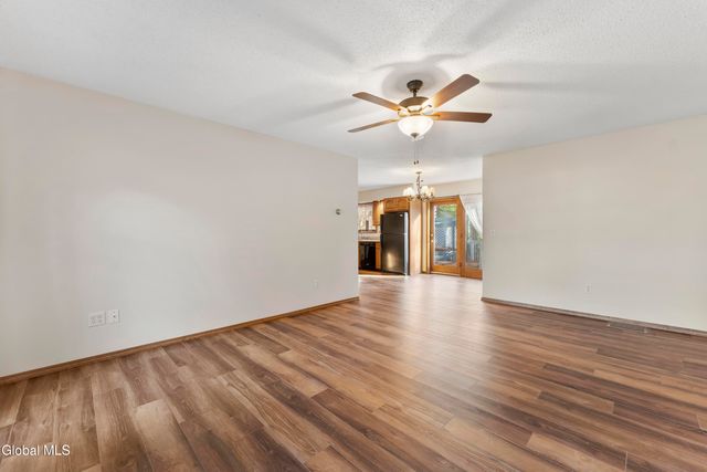 13 Mohawk Trail, Queensbury, NY 12804