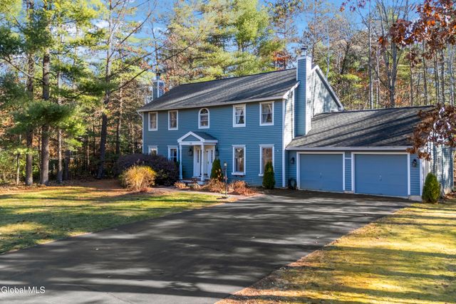 13 Mohawk Trail, Queensbury, NY 12804