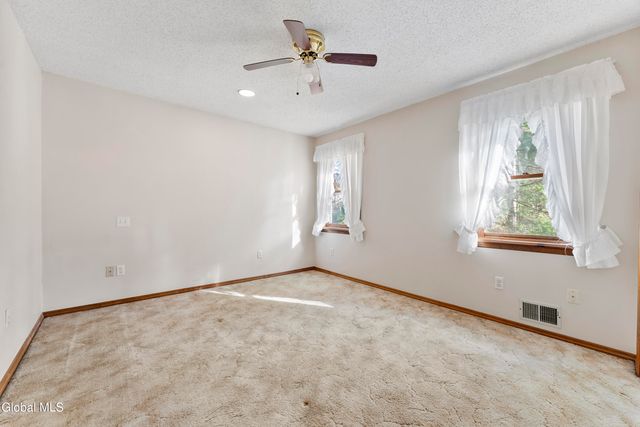 13 Mohawk Trail, Queensbury, NY 12804