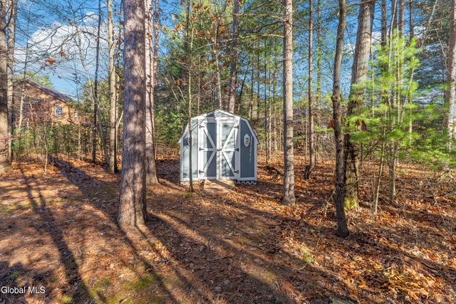 13 Mohawk Trail, Queensbury, NY 12804