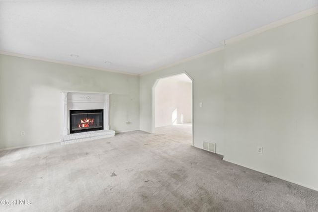 13 Mohawk Trail, Queensbury, NY 12804