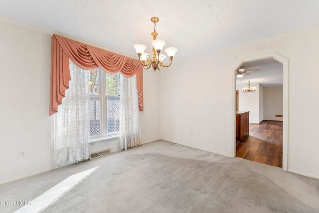 13 Mohawk Trail, Queensbury, NY 12804