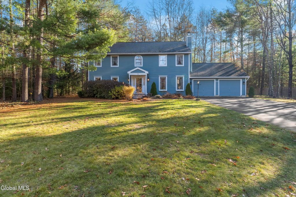 13 Mohawk Trail, Queensbury, NY 12804