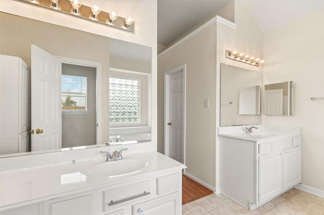 14911 Moss Bridge Lane, Sugar Land, TX 77498