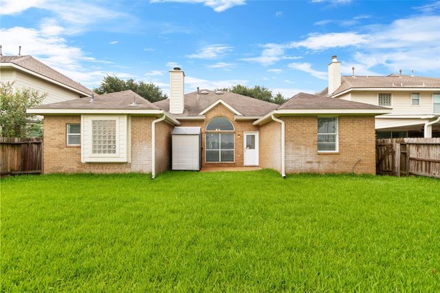 14911 Moss Bridge Lane, Sugar Land, TX 77498