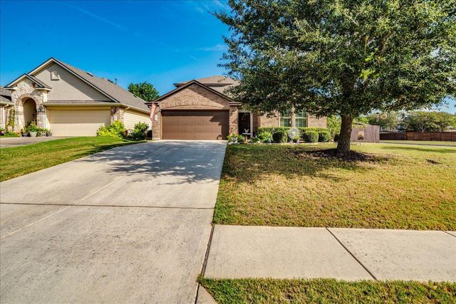 172 Mistflower LN, Kyle, TX 78640