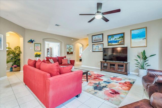 172 Mistflower LN, Kyle, TX 78640