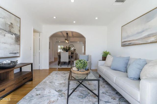 12550 Cantara Street, Los Angeles, CA 91605