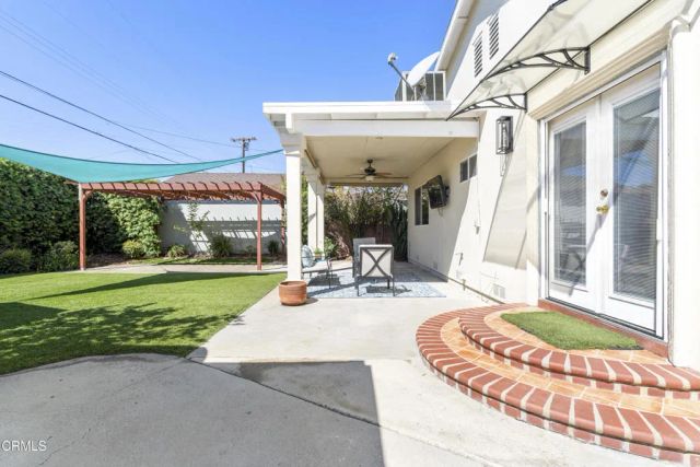 12550 Cantara Street, Los Angeles, CA 91605
