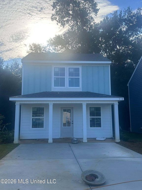 310 Meadows Lane, Gulfport, MS 39507