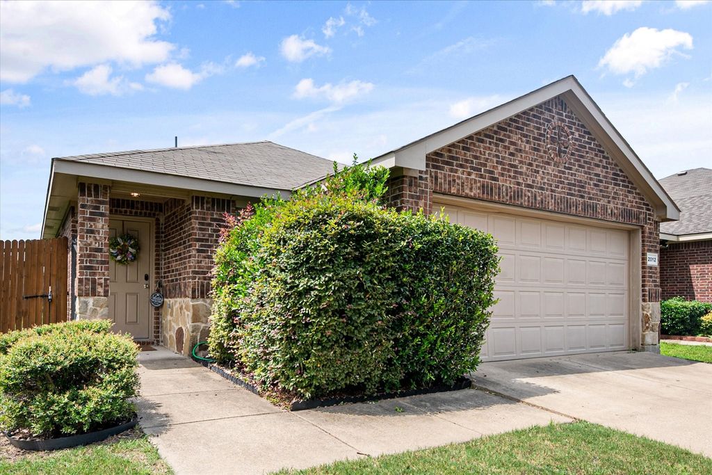 2012 Victorian Drive, Forney, TX 75126