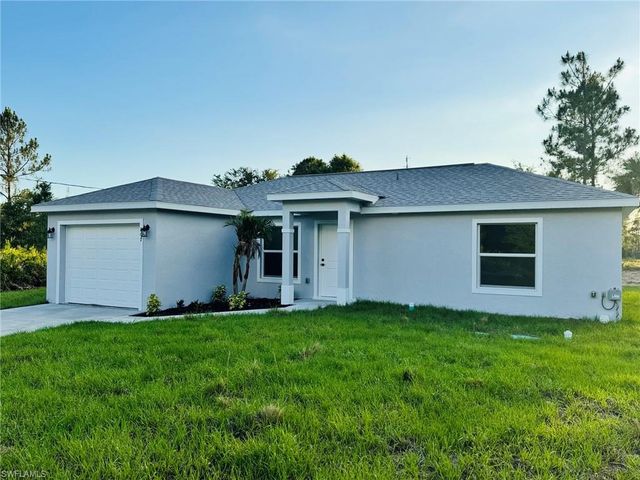 807 Monroe AVE, Lehigh Acres, FL 33972