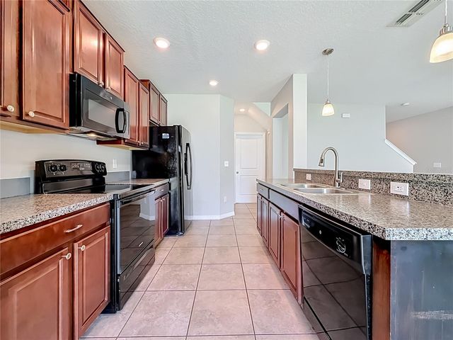 7405 EVENING PRIMROSE COURT, Tampa, FL 33619