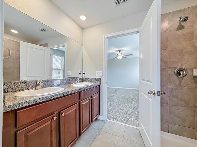 7405 EVENING PRIMROSE COURT, Tampa, FL 33619