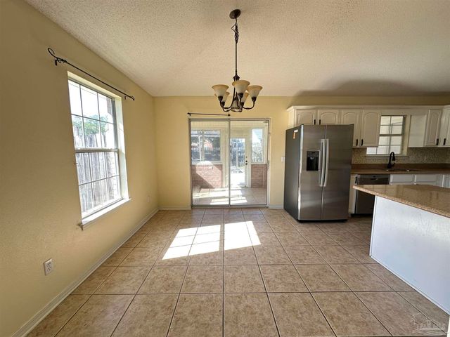 8096 Castle Pointe Way, Pensacola, FL 32506