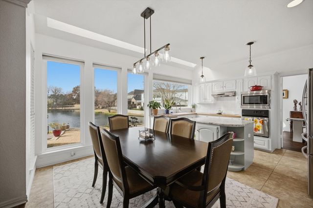 5204 Yacht Club Drive, Rockwall, TX 75032