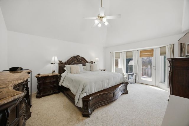 5204 Yacht Club Drive, Rockwall, TX 75032