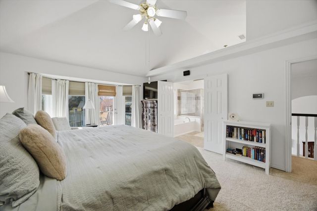 5204 Yacht Club Drive, Rockwall, TX 75032