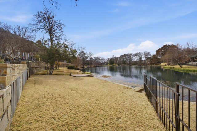 5204 Yacht Club Drive, Rockwall, TX 75032