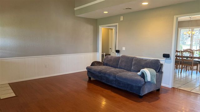 1708 Wilshire Dr, Duncan, OK 73533