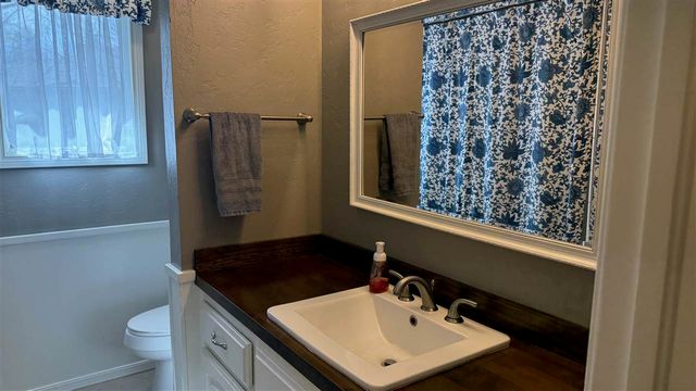 1708 Wilshire Dr, Duncan, OK 73533