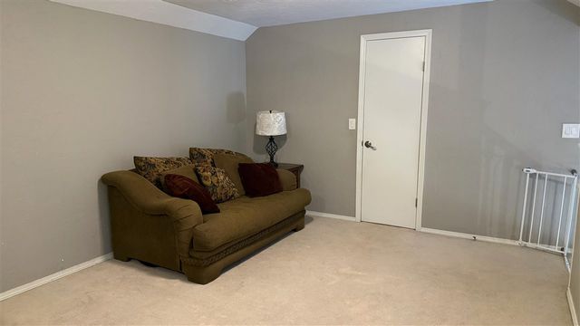 1708 Wilshire Dr, Duncan, OK 73533