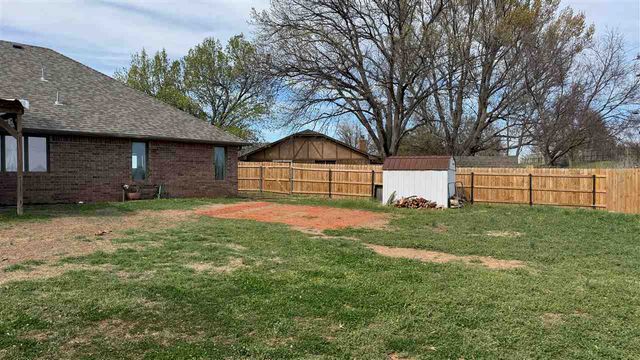 1708 Wilshire Dr, Duncan, OK 73533