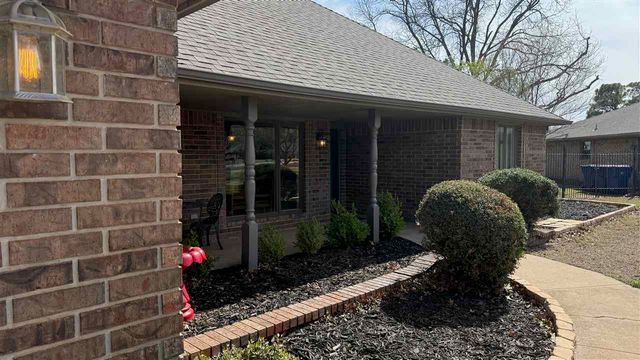 1708 Wilshire Dr, Duncan, OK 73533