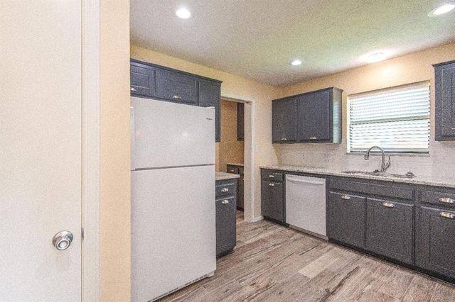 613 Doe Trail, Edmond, OK 73012