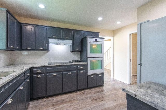 613 Doe Trail, Edmond, OK 73012