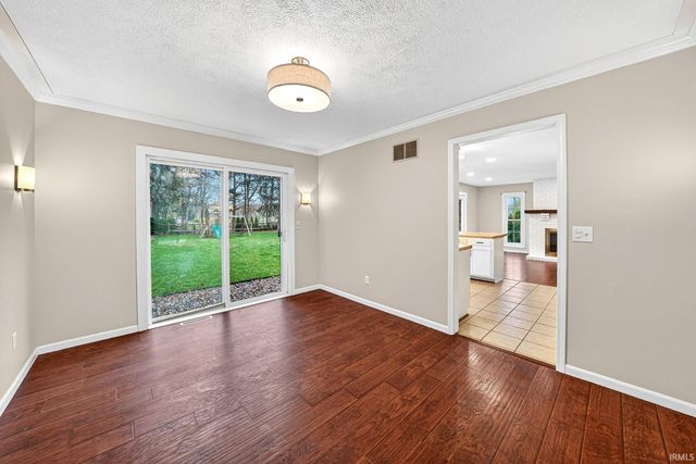 50976 Pine Ridge Drive, Granger, IN 46530