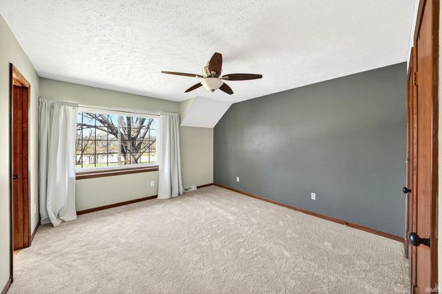 50976 Pine Ridge Drive, Granger, IN 46530