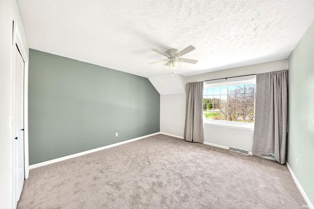50976 Pine Ridge Drive, Granger, IN 46530
