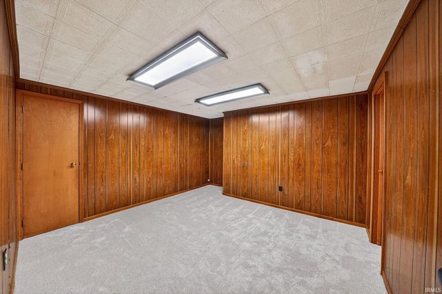 50976 Pine Ridge Drive, Granger, IN 46530