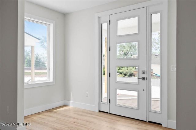 557 Lillie Road, Toms River, NJ 08753