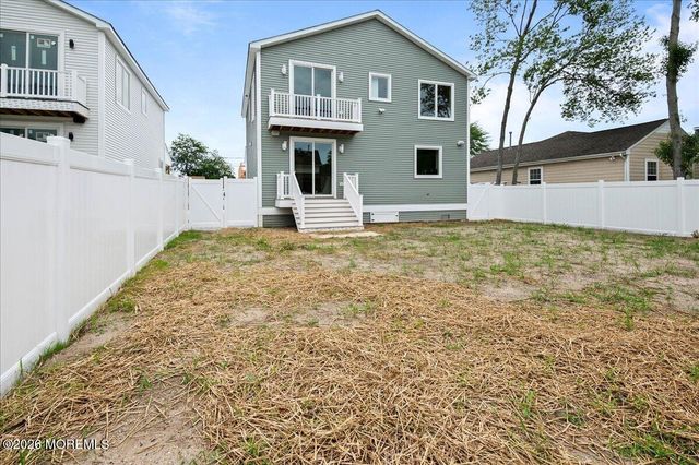 557 Lillie Road, Toms River, NJ 08753
