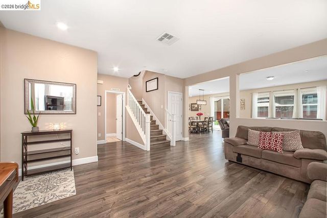 2371 Cornwall Ave, Manteca, CA 95337