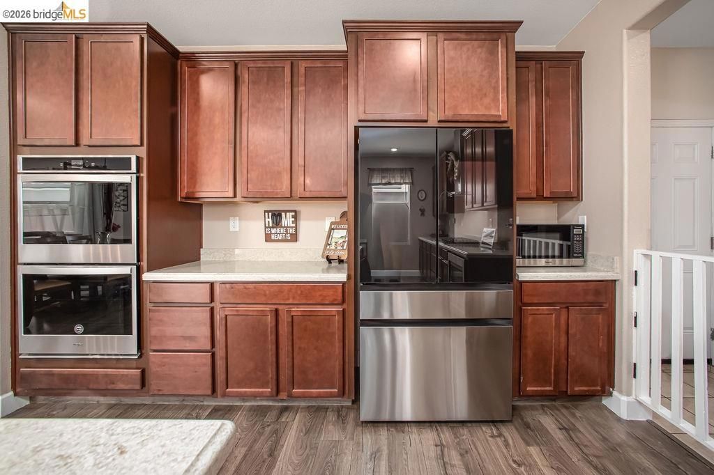 Image 11 of property listing at 2371 Cornwall Ave, Manteca, CA 95337