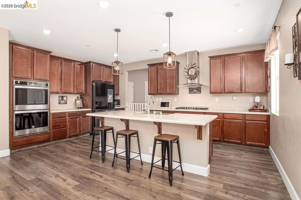 Image 15 of property listing at 2371 Cornwall Ave, Manteca, CA 95337