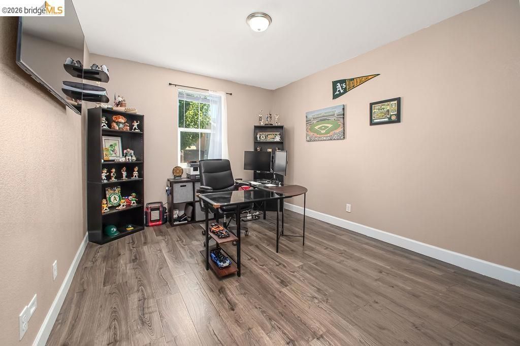 Image 19 of property listing at 2371 Cornwall Ave, Manteca, CA 95337