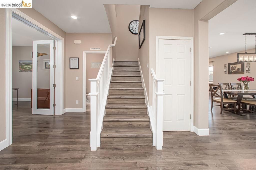 Image 21 of property listing at 2371 Cornwall Ave, Manteca, CA 95337