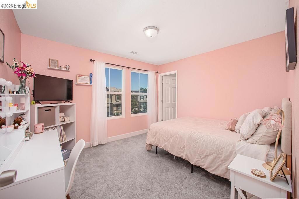 Image 30 of property listing at 2371 Cornwall Ave, Manteca, CA 95337