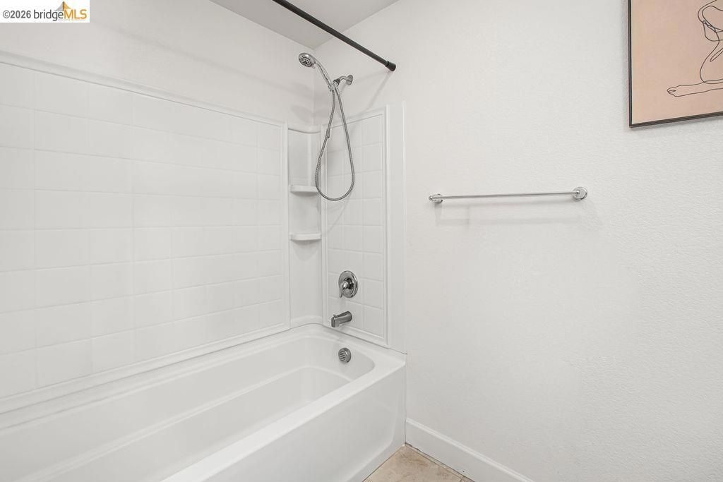 Image 38 of property listing at 2371 Cornwall Ave, Manteca, CA 95337