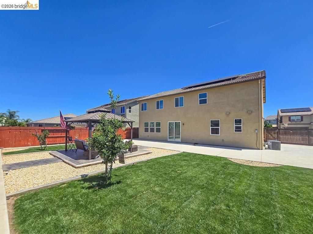 Image 45 of property listing at 2371 Cornwall Ave, Manteca, CA 95337
