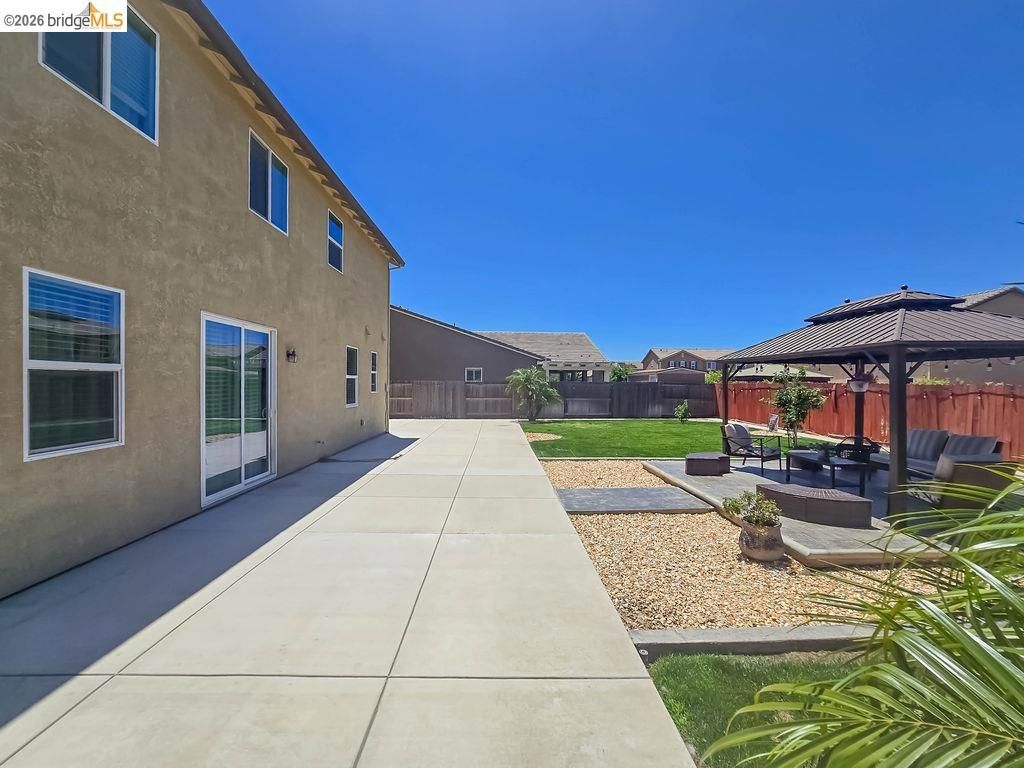 Image 50 of property listing at 2371 Cornwall Ave, Manteca, CA 95337