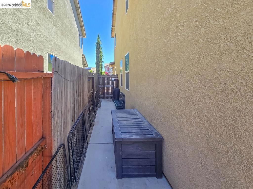Image 51 of property listing at 2371 Cornwall Ave, Manteca, CA 95337